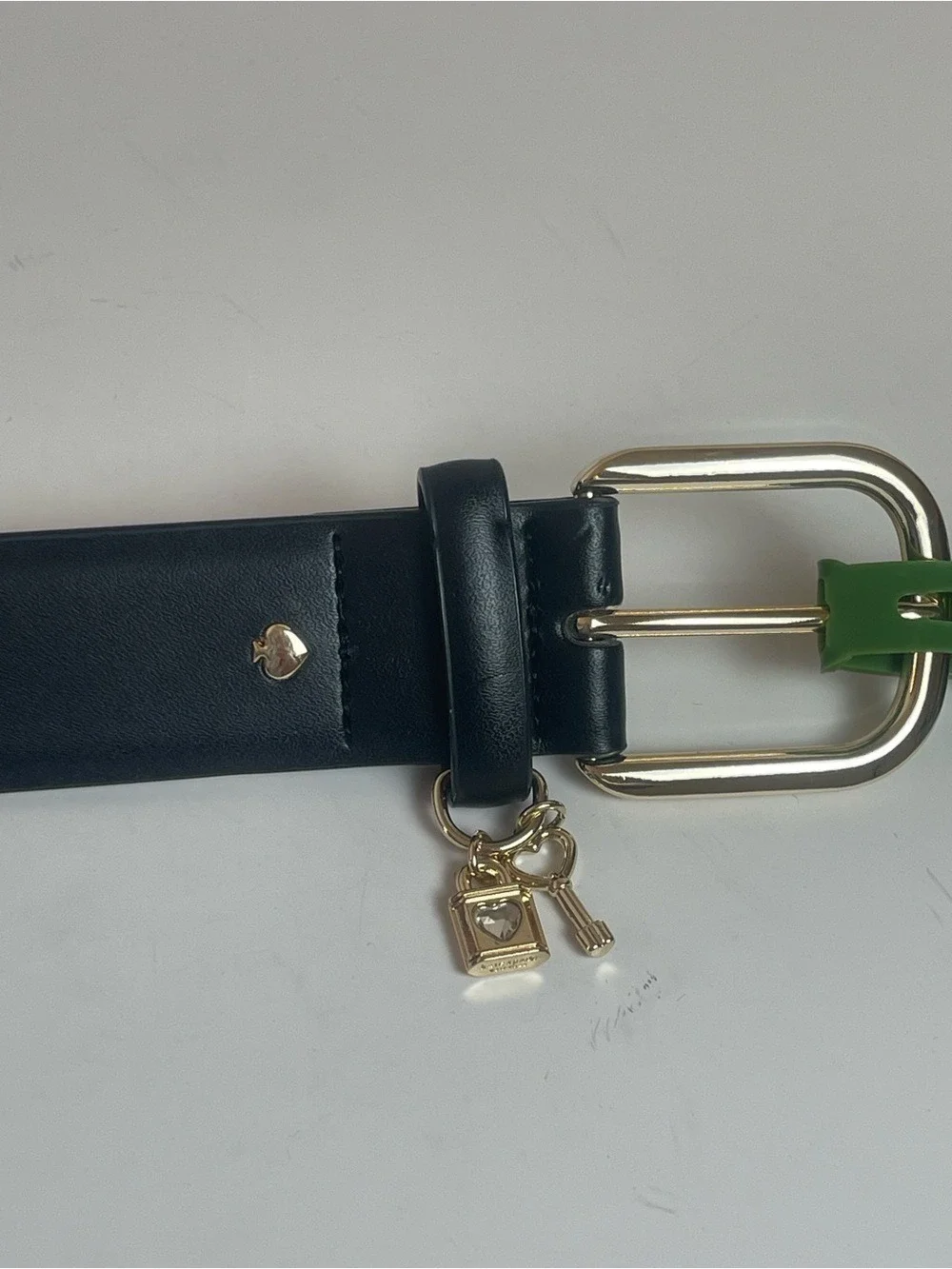 NWT Kate Spade New York Genuine Leather Belt with Lock and Key Charm Sz M Black